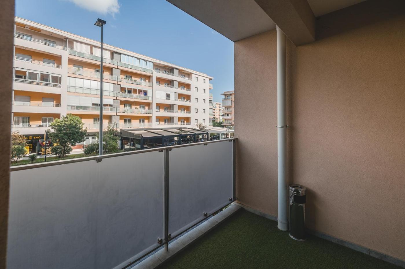 Harmony Apartments Podgoriţa Exterior foto